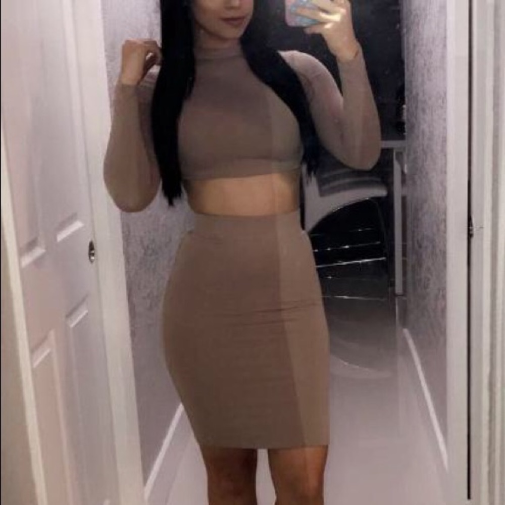 Naked wardrobe set